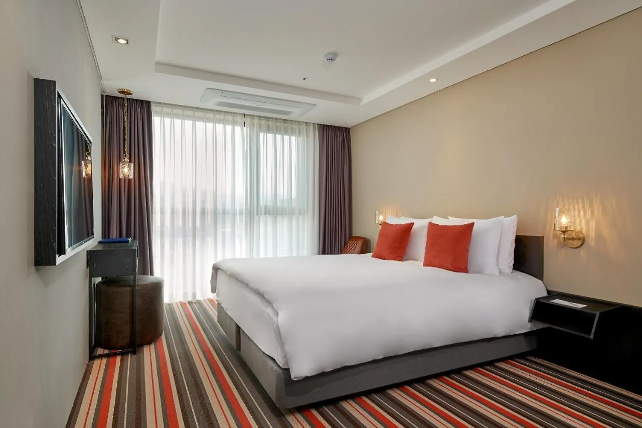 ****  Hotel Alice And Trunk Jeju South Korea