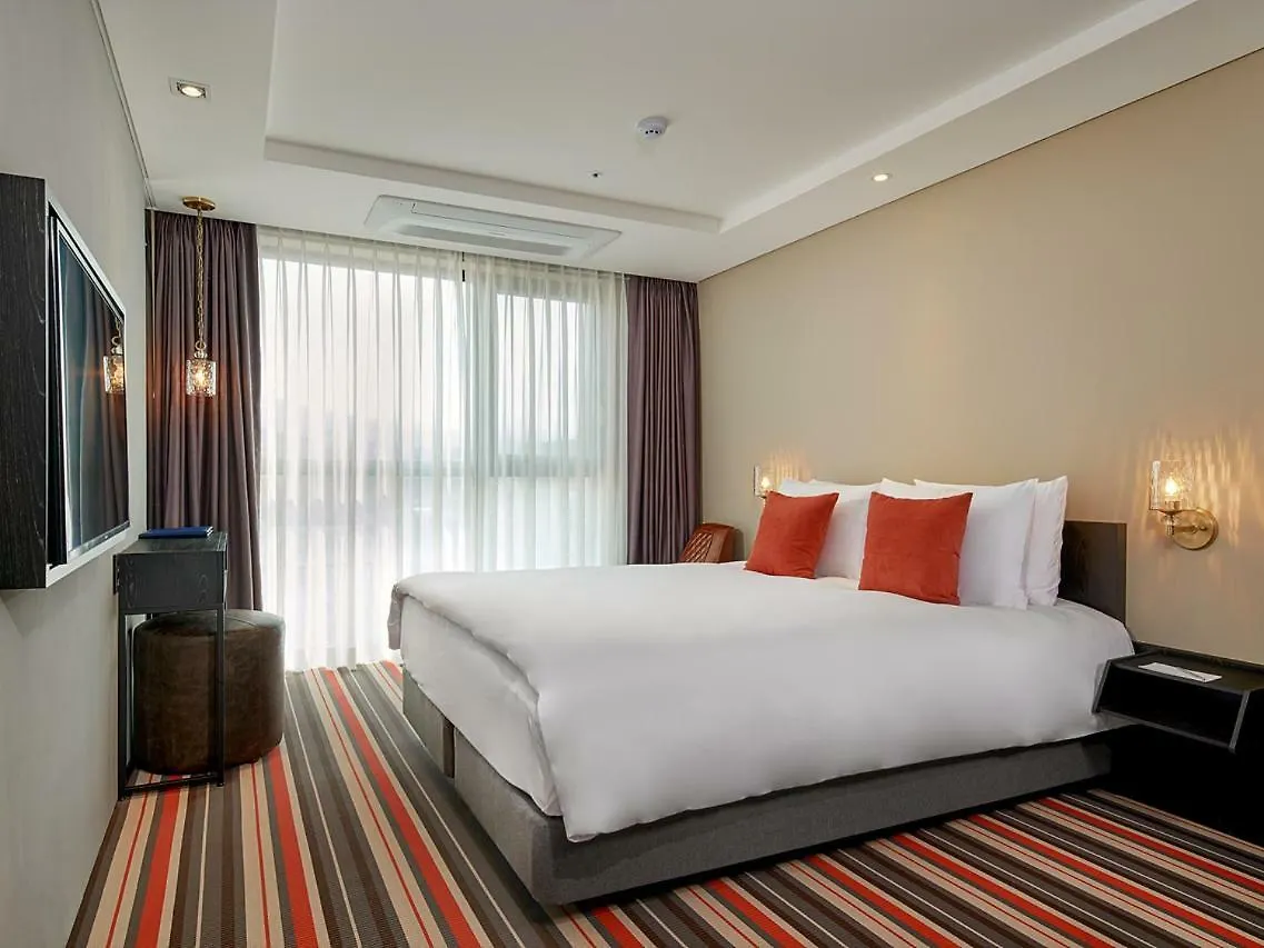 ****  Hotel Alice And Trunk Jeju South Korea