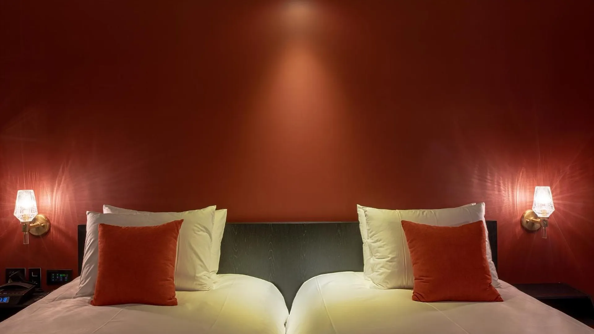 Hotel Alice And Trunk Jeju
