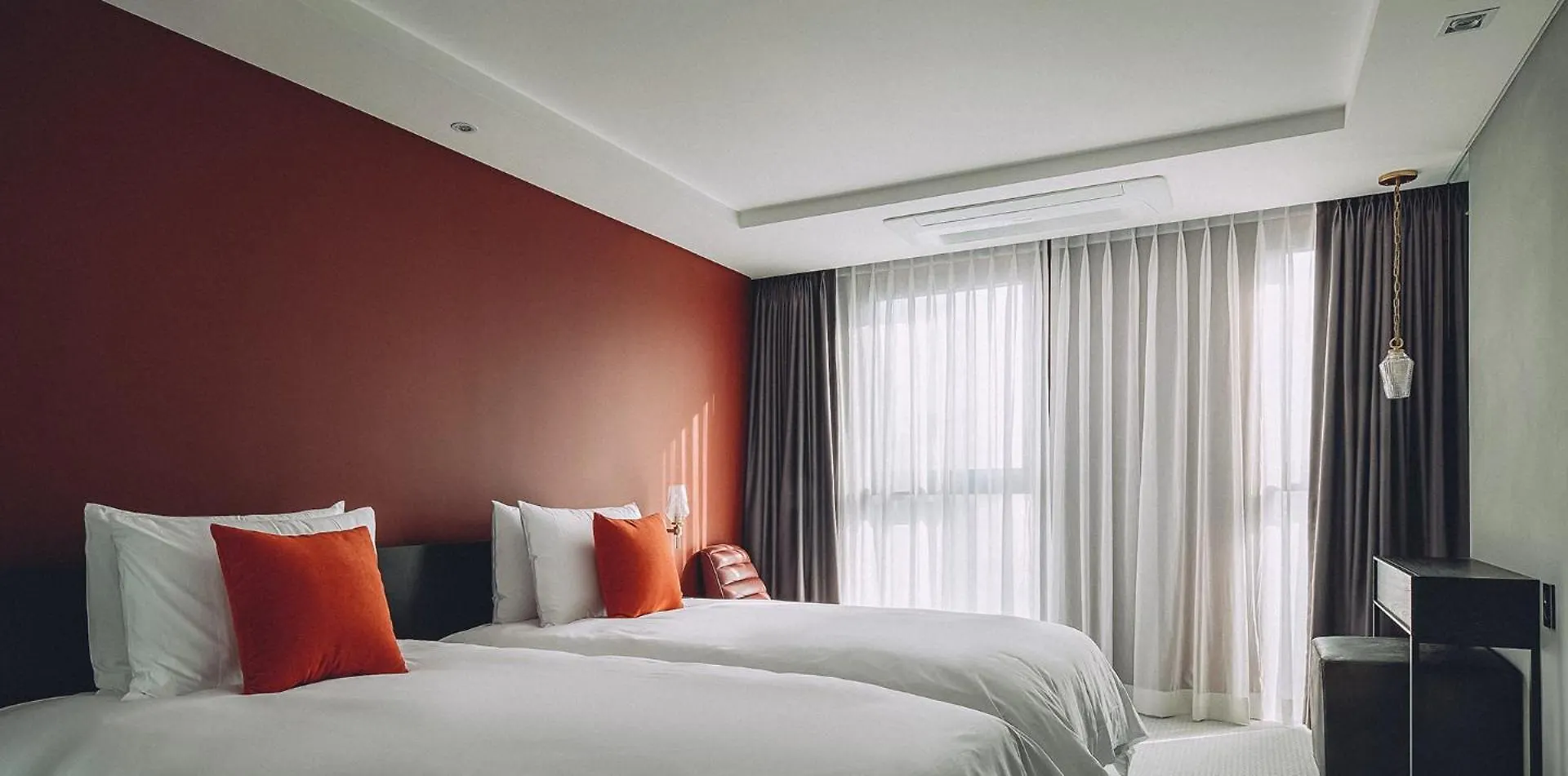Hotel Alice And Trunk Jeju